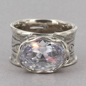 Silpada QUEEN FOR A DAY Textured Sterling Silver CZ Ring Size-8